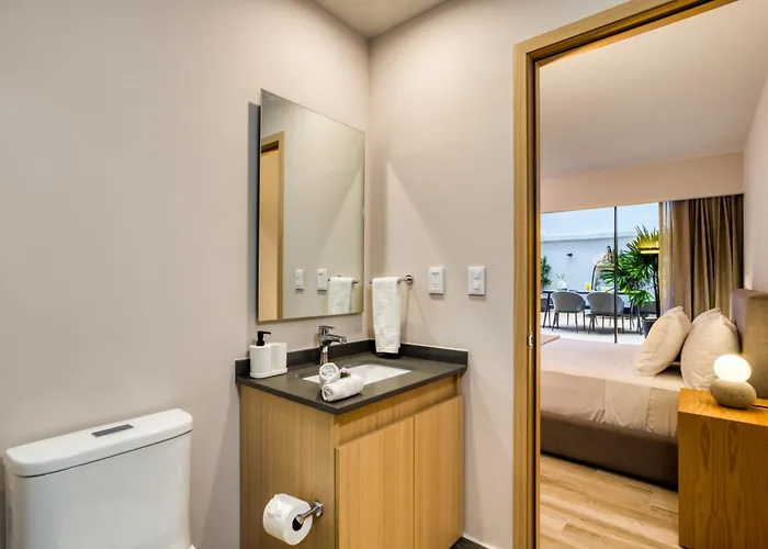 Uliv Parque Lincoln Aparthotel 4*